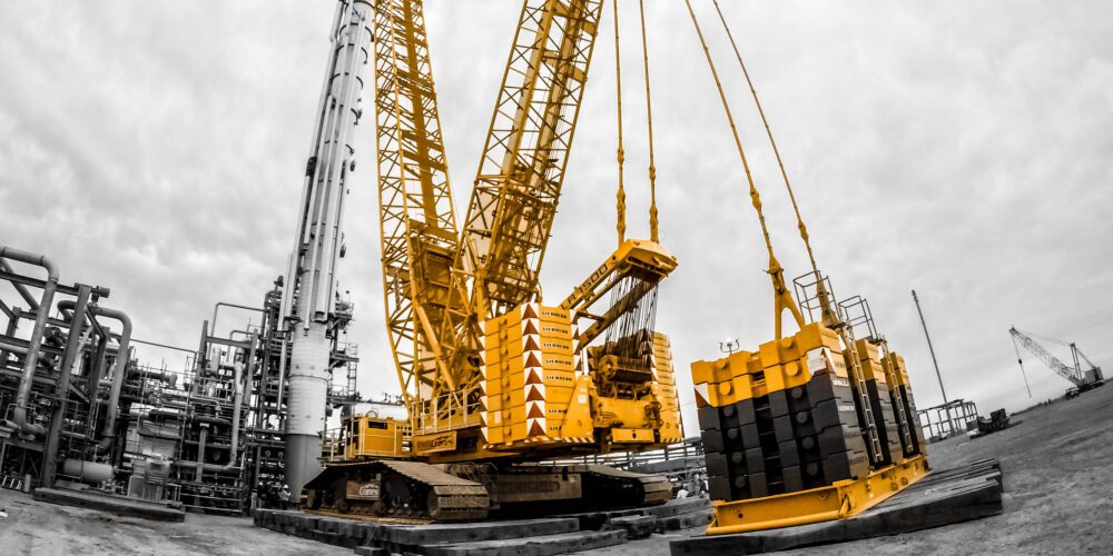 LR1500 Crawler Cranes Reeves County 463,000 lb Demethanizer Install