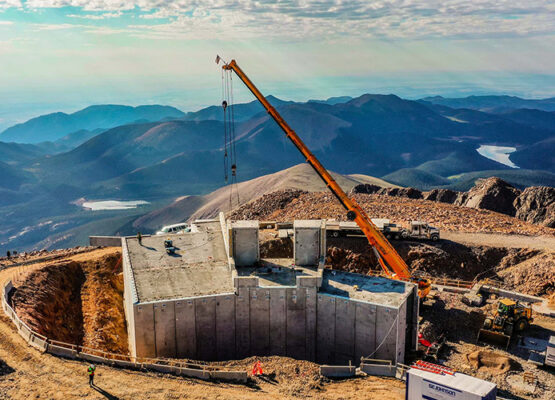 RMS All-Terrain Crane Pikes Peak Colorado Springs