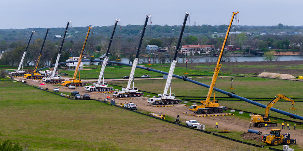 Multi-Crane Water Pipeline